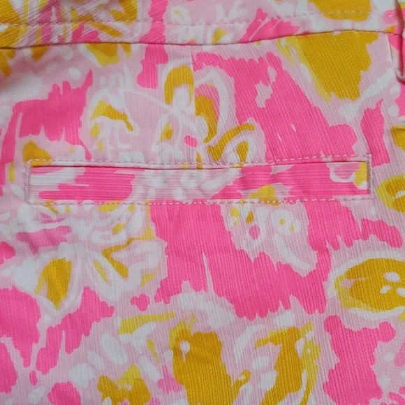 Lilly Pulitzer Size 12 Callahan shorts very fresh - Picture 6 of 6